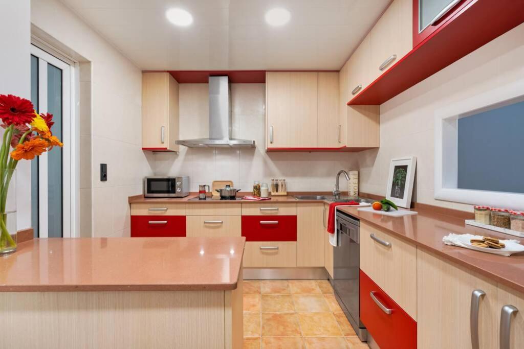 Lodging Apartments Villa De Gracia 2 Bedroom Cozy Apartment Barcelona Exterior foto