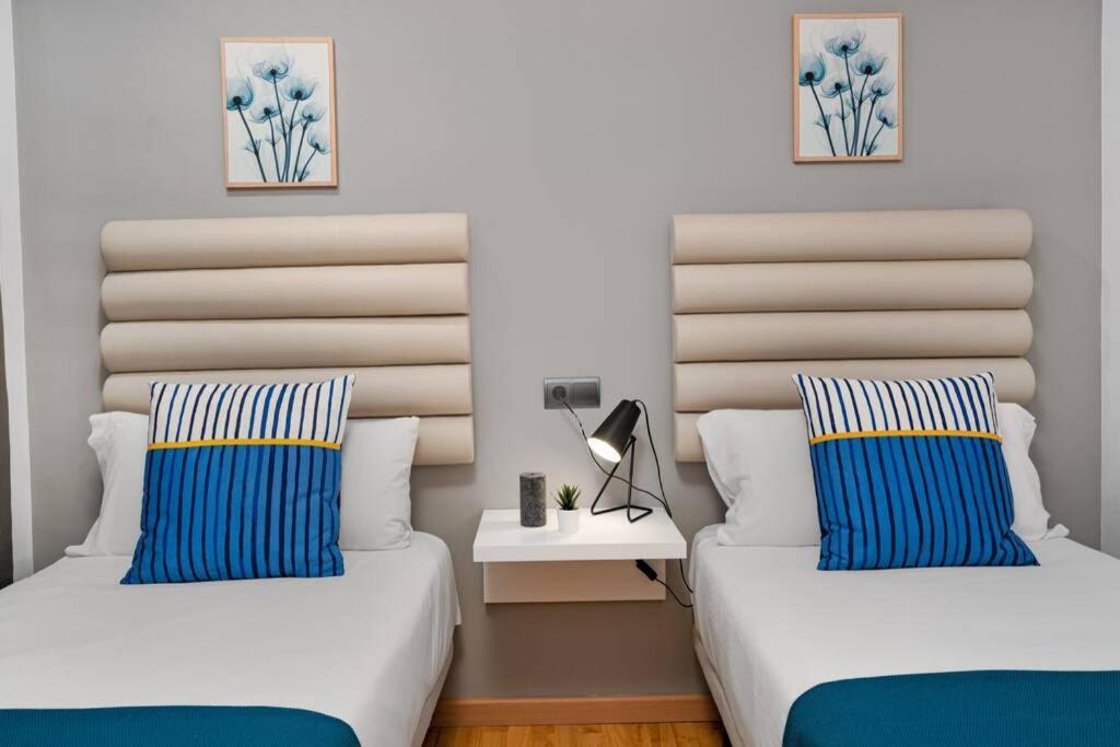 Lodging Apartments Villa De Gracia 2 Bedroom Cozy Apartment Barcelona Exterior foto