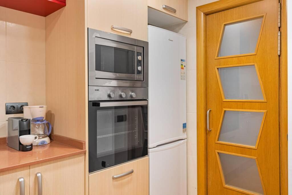Lodging Apartments Villa De Gracia 2 Bedroom Cozy Apartment Barcelona Exterior foto